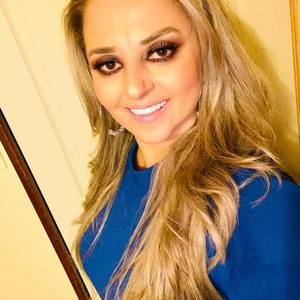 Meet your Posher, Carolina